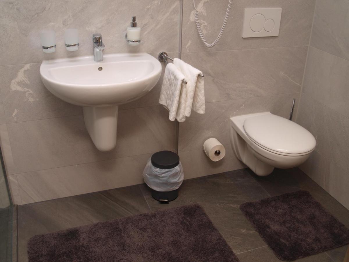 ראסטאט Hotel Anker Garni מראה חיצוני תמונה