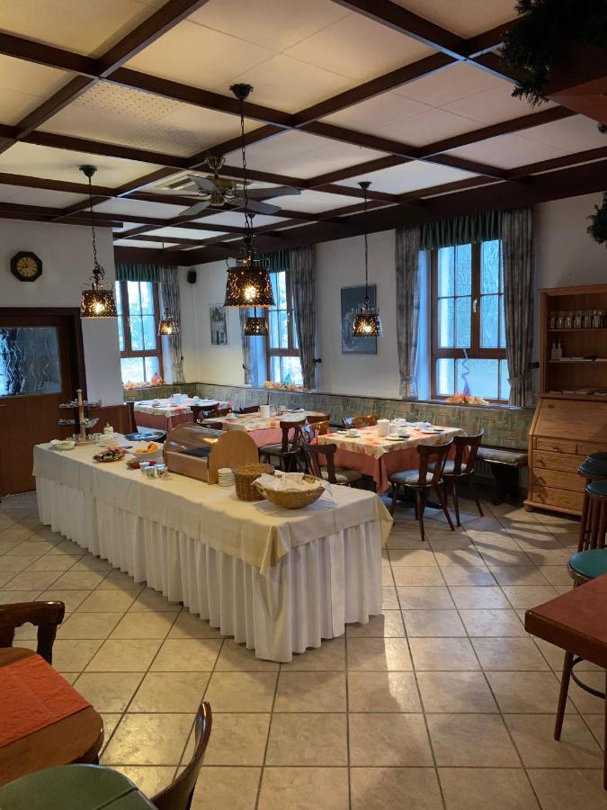 ראסטאט Hotel Anker Garni מראה חיצוני תמונה